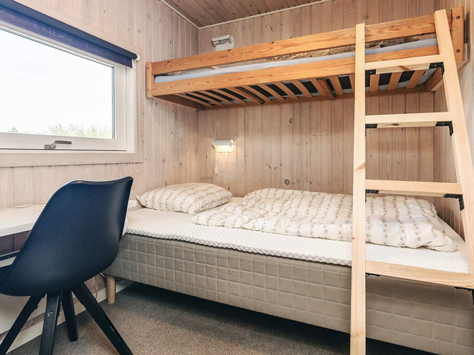 Bedroom 2, 5 Star Holiday Home in Spottrup, Skive