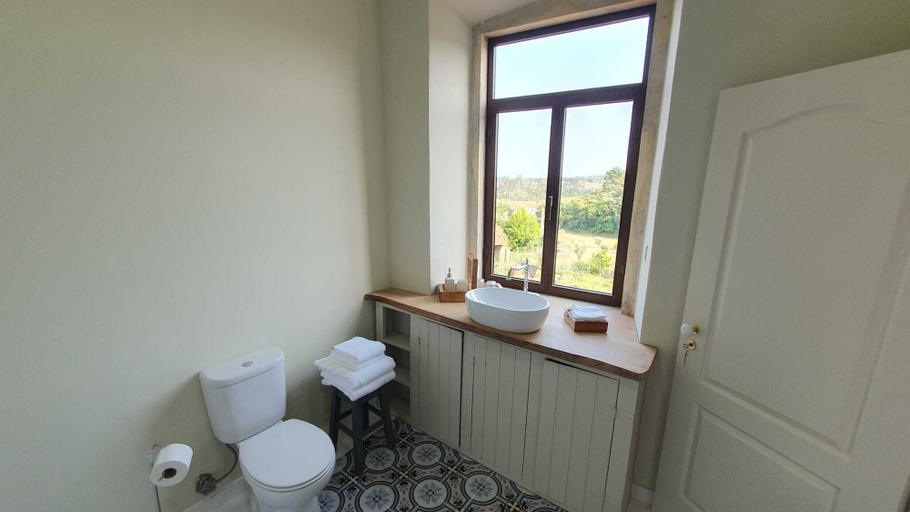 Bathroom 3, Quinta do Passal, Figueiró dos Vinhos