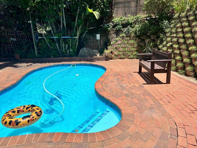Sport & Beauty, Victorian Beach Cottages, eThekwini