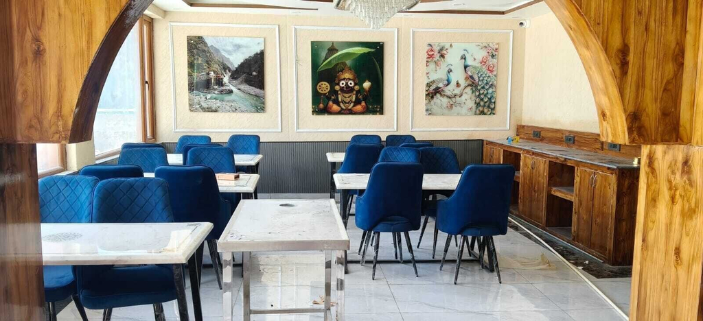 Dining 3, Hotel Narayani Palace, Chamoli