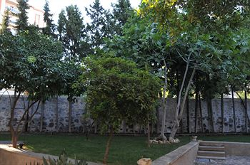 Others 2, Villa Levante, Bornova