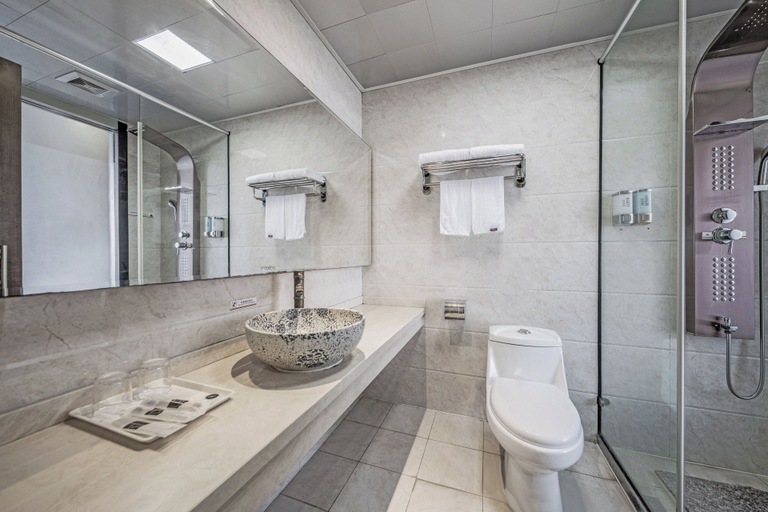 Bathroom, Boai Hotel International Hotel, Shanghai