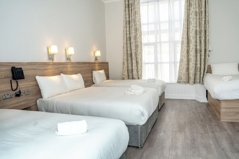 Room 5, Iveagh Lodge, Dublin