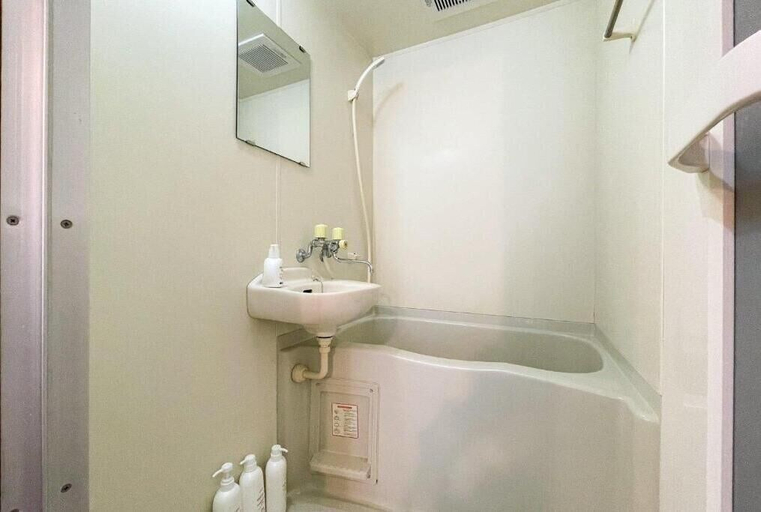Bathroom 3, Lavie Heights, Osaka