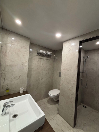 Bathroom 4, Hotel Residency, Jalandhar
