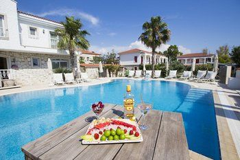 Others 2, Alaroof Hotel ( +15 ), Çeşme