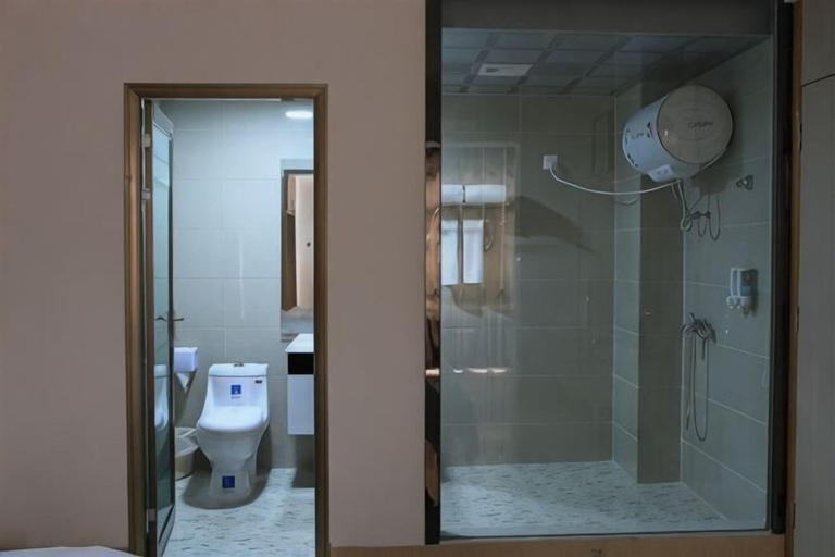 Bathroom 3, Bama Shanshui Bipoyuan Hotel, Hechi