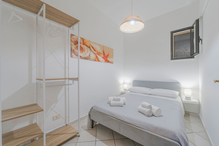 Bedroom 2, Apartament Zio Michele Centro dell'Isola, Trapani