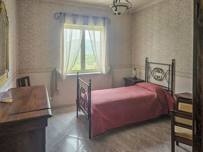 Room 2, Casa Di Donato - Intera Villa con 8 posti letto, Benevento
