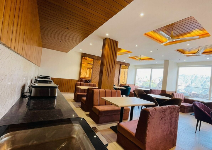 Dining 4, OnlyStay Luxe House Dalhousie, Chamba