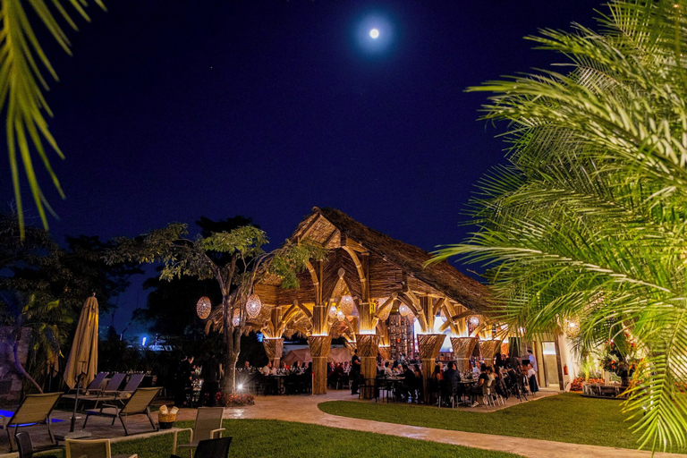 Outdoor dining, HOTEL BOUTIQUE ALMA, Cuernavaca