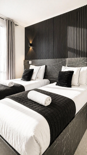 Others 2, Modern City Centre Apt With Balcony & Free Parking, Birmingham