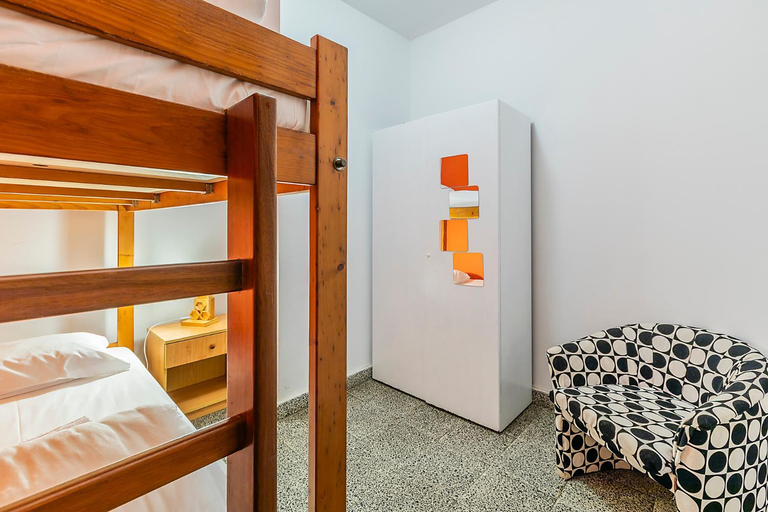Bedroom 2, Hi Almograve - Pousada de Juventude, Odemira