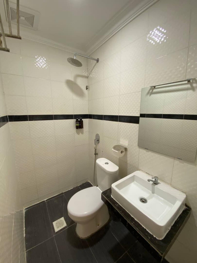 Bathroom 2, Hotel Double Star KLIA, Sepang