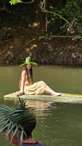 Sport & Beauty 2, Bridge Hill Cafe Glamping, Phanom