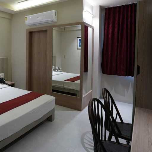 Others 4, Hotel Aakash, Kheda