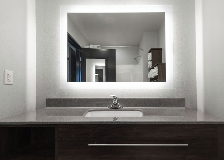 Bathroom 4, My Place Hotel-Randolph VT, Orange