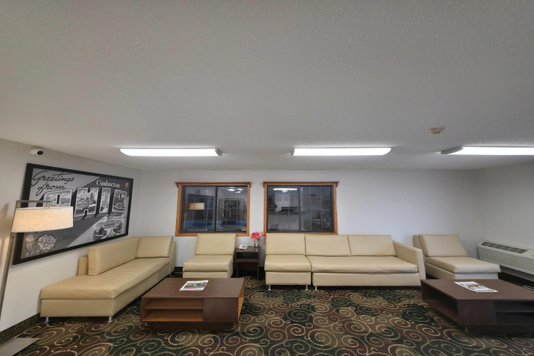 Others 5, Super 8 by Wyndham Coshocton Roscoe Village, Coshocton