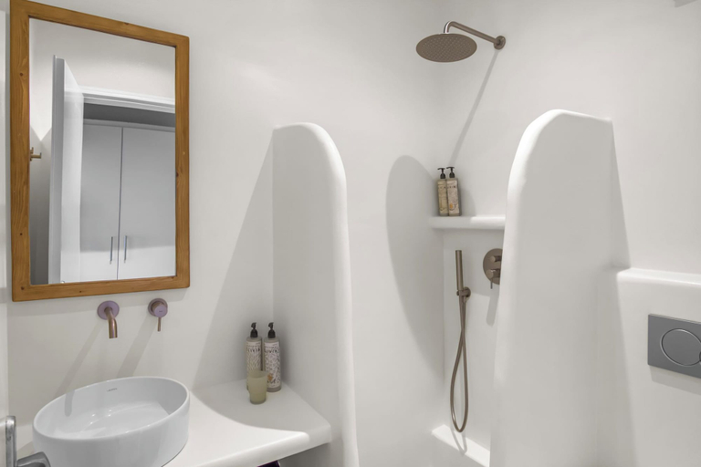 Bathroom 4, Pandrossos Hotel, South Aegean