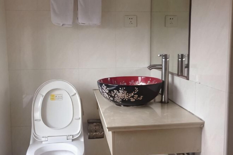 Bathroom 3, Shanghai Evening Fenglin Hotel, Shanghai