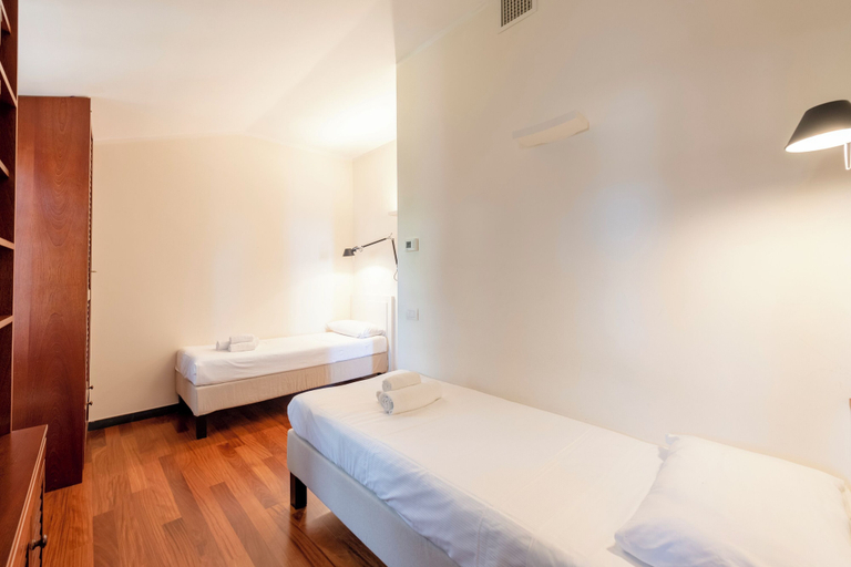 Room 3, Wonderful Villa In Mulinetti, Genova