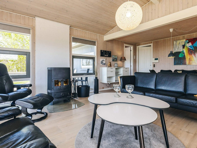 Others 5, 5 Star Holiday Home in Spottrup, Skive