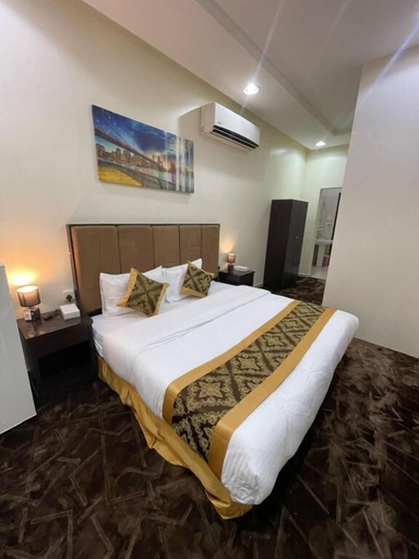Others 3, Quiet Rooms 1, Riyadh