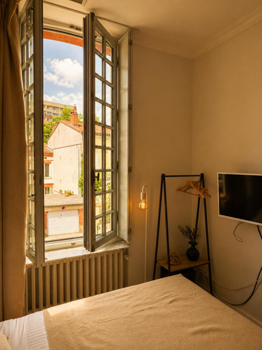 Bedroom 3, Hotel Une Chambre en Ville, Haute-Garonne