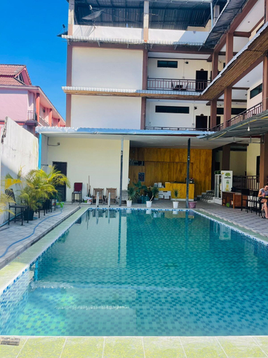 Pool, Vang Vieng Global Hostel, Vangvieng