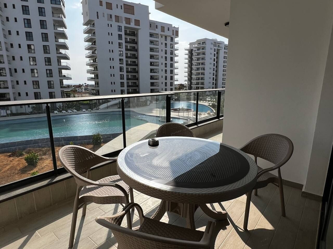 Outdoor dining, Iskele
