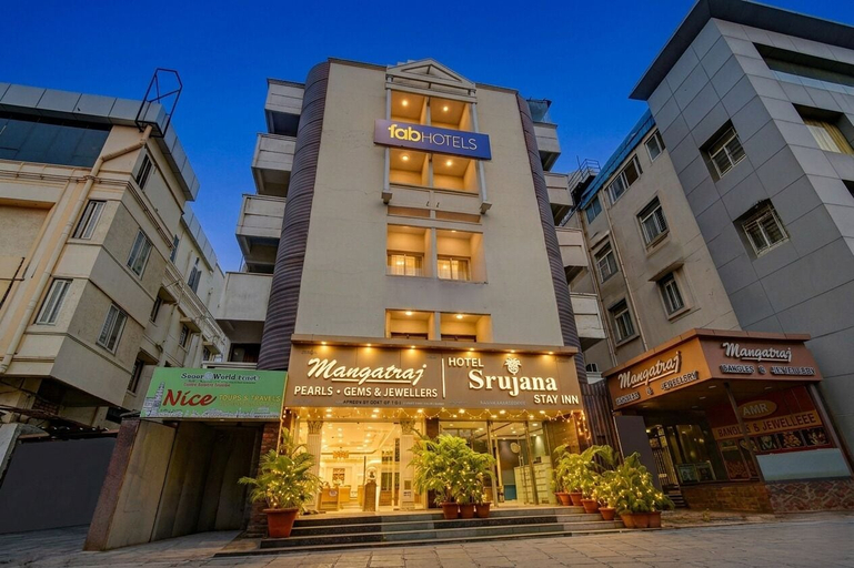 Exterior & Views 1, Fabhotel Srujana Stay Inn, Hyderabad