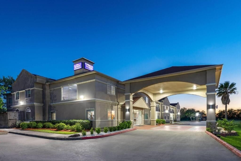 Exterior & Views 2, Baymont by Wyndham Texas City, Galveston