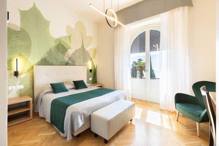 Bedroom 3, Hotel Bellevue, Brescia