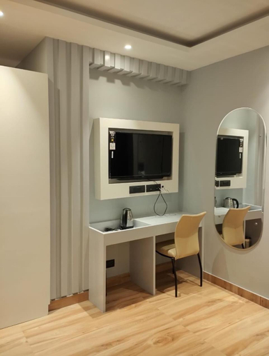 Others 4, Hotel VS Residency, Gurgaon