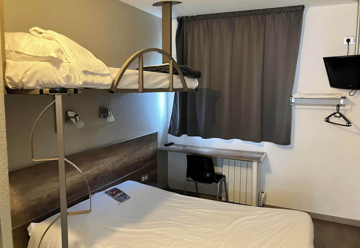 Bedroom 3, B&B HOTEL Berck-sur-Mer Rang-du-Fliers, Pas-de-Calais