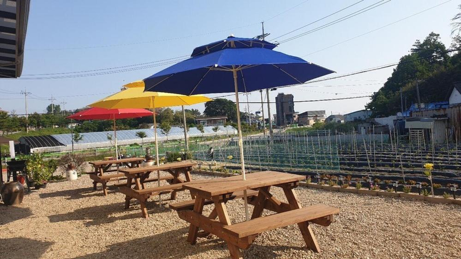 Food & Drinks 4, Gosung Shine House, Goseong