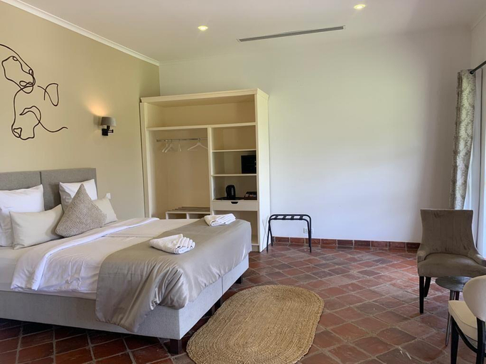 Bedroom 3, Kili Seasons Hotel, Meru