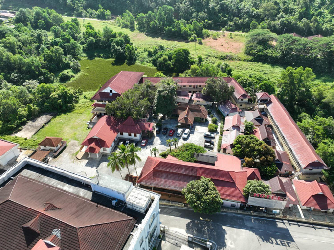 2, Hotel Tanah Merah, Tanah Merah
