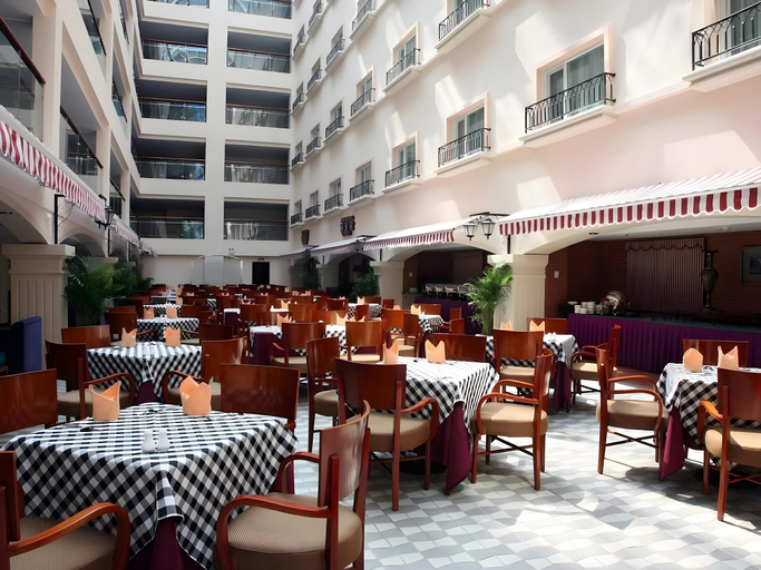 Food & Drinks 5, The North Garden Hotel Wangfujing, Beijing