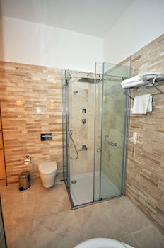 Others 3, Villa Levante, Bornova