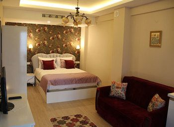 Others 3, Grand Life Residence, Konak