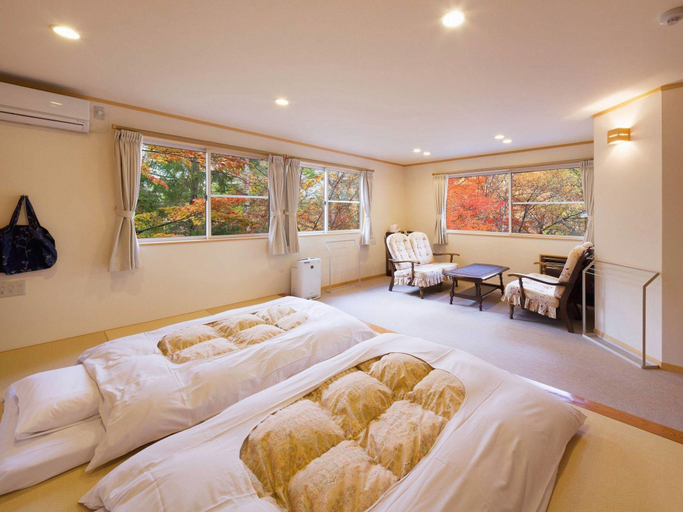 Bedroom 3, Nakaodaira, Takayama