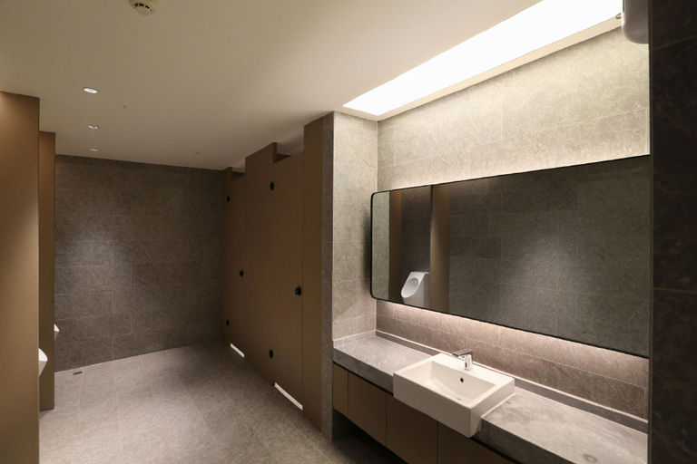 Bathroom 3, Ji Hotel Jiangyin Renmin Road Pedestrian Street, Wuxi