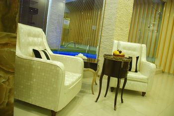 Others 3, Hilton Suites, Lahore