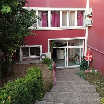 Others 2, Beyaz Konaklama, Büyükçekmece
