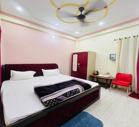 Room 2, Vandana Palace, Faizabad