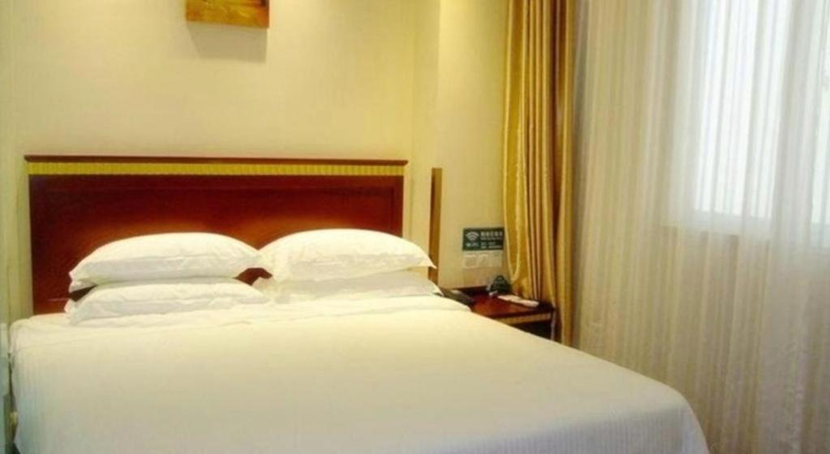 Bedroom 2, GreenTree Inn JiangSu DingShu Twon JieFang(E) Road Express Hotel, Wuxi