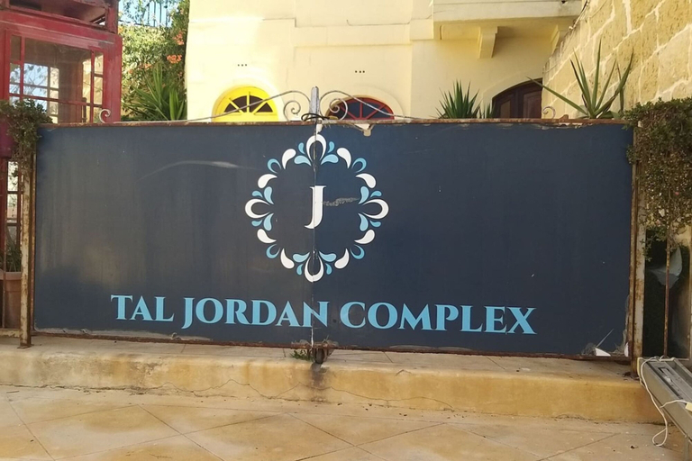 Room 5, Tal Jordan Complex - Bungalow 3 Frog