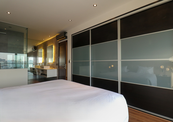 Room 3, w Upscale 2BR Duplex w Balcony in Miraflores, Lima