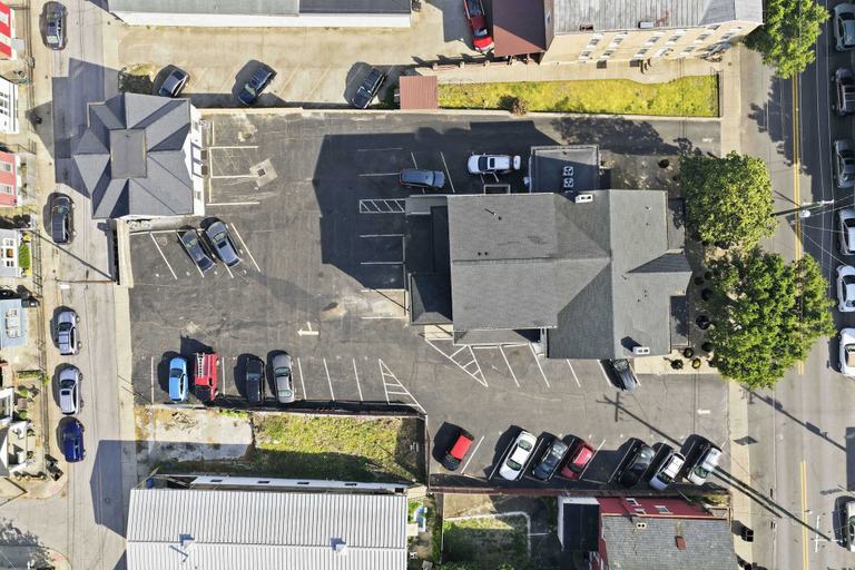 Exterior 2, The Bavarian Inn 6 Chic 1 BDR, Kenton